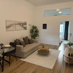 Apartment Cozy South-up And Ground, Brussels
